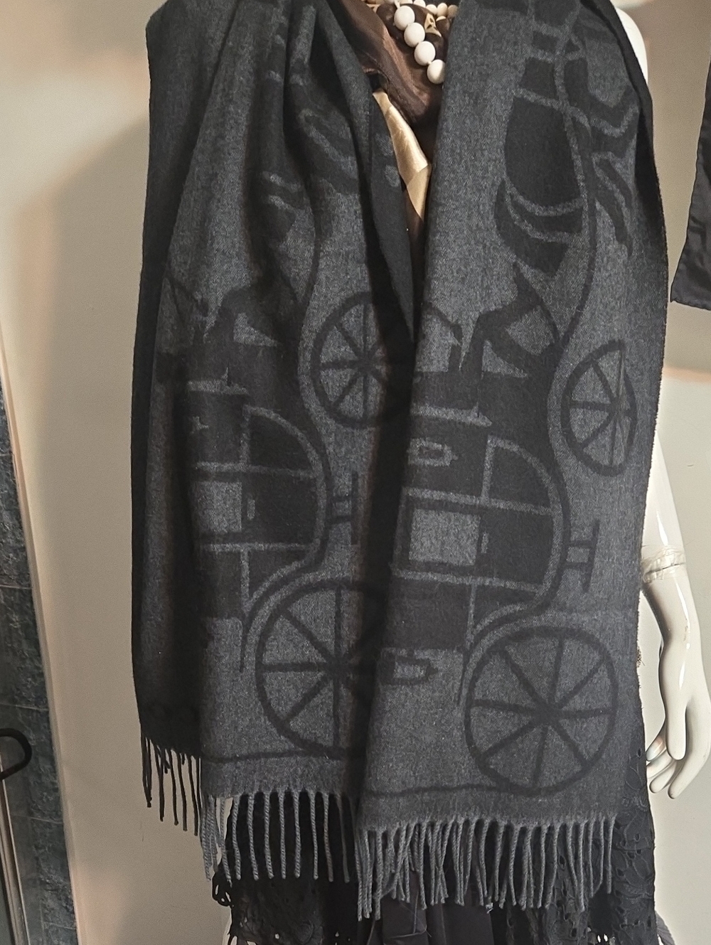 Coach Horse Carriage Reversible Muffler With Fringed Scarf